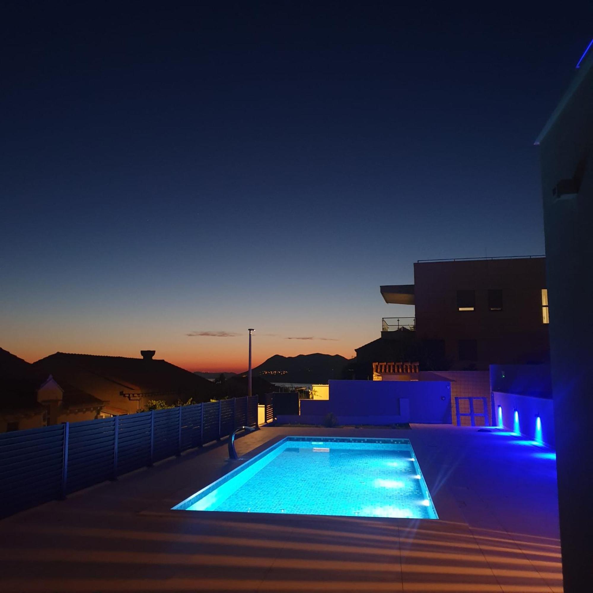 Villa Sunset ดูบรอฟนิก ภายนอก รูปภาพ