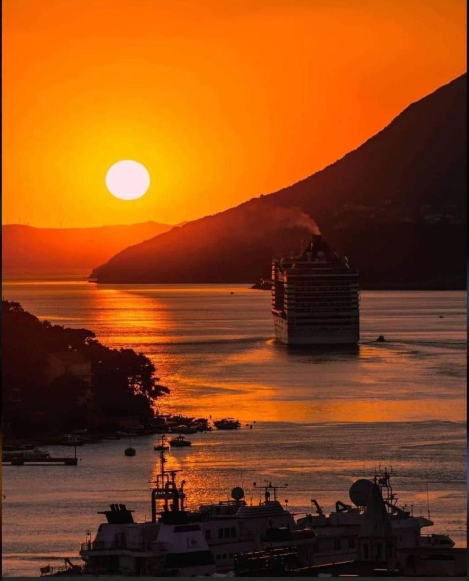Villa Sunset ดูบรอฟนิก ภายนอก รูปภาพ